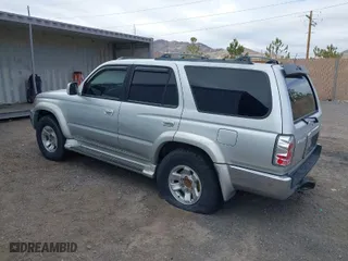 2002 Toyota 4Runner SR5 with VIN JT3GN86R720234521, listed as a IAAI auction lot 41731683 with 205,346 mi miles. Bid and sale history available at carsss.com. Image 3.