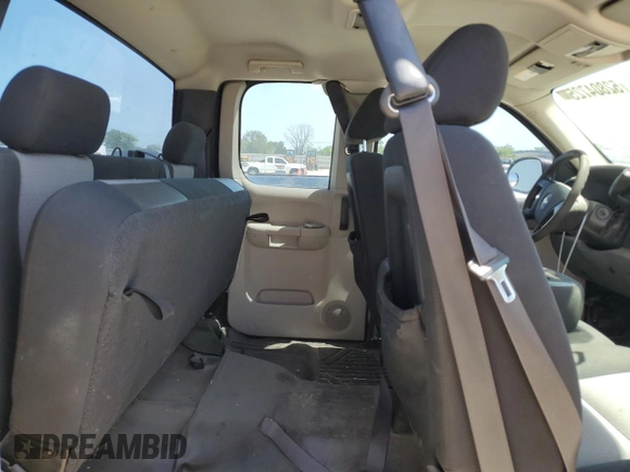 2008 Chevrolet Silverado 1500 1LT with VIN 1GCEC19038Z224229, listed as a Copart auction lot 52804725 with 147,186 mi miles and Salvage Title. Bid and sale history available at DreamBid. Image 10.