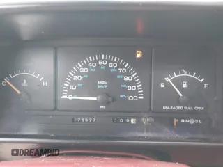 1993 Dodge Caravan Grand SE z VIN 1B4GH44R7PX729957, wystawiony jako IAAI lot #41932278 z przebiegiem 176 577 mil mil oraz . Historia ofert i sprzedaży dostępna na DreamBid. Obrazek 7.