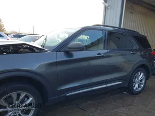 2020 Ford Explorer XLT z VIN 1FMSK8DH3LGC08642, wystawiony jako IAAI lot #41615418 z przebiegiem 50 166 mil mil oraz . Historia ofert i sprzedaży dostępna na DreamBid. Obrazek 15.