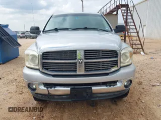 2007 Dodge Ram 2500 SLT with VIN 3D7KS28C67G740421, listed as a IAAI auction lot 42108076 with 402,925 mi miles. Bid and sale history available at carsss.com. Image 11.
