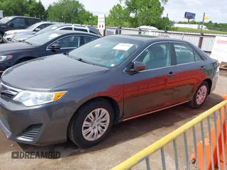 2012 Toyota Camry L z VIN 4T1BF1FK7CU170144, wystawiony jako IAAI lot #42184180 z przebiegiem 73 931 mil mil oraz . Historia ofert i sprzedaży dostępna na DreamBid. Obrazek 14.