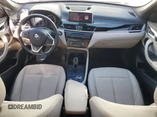 2022 BMW X1 sDrive28i with VIN WBXJG7C05N5V39439, listed as a Copart auction lot 81640724 with 30,261 mi miles and Salvage Title. Bid and sale history available at carsss.com. Image 8.