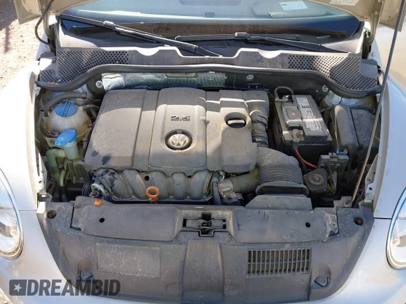 2013 Volkswagen Beetle с VIN 3VWHX7AT0DM663696, выставлен на аукционе IAAI как лот 41485832 с пробегом 111 465 миль миль и . История ставок и продаж доступна на DreamBid. Изображение 10.