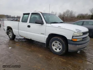2001 Chevrolet Silverado 1500 LS with VIN 2GCEC19V311333526, listed as a Copart auction lot 46713445 with 157,873 mi miles and Clean Title. Bid and sale history available at carsss.com. Image 4.