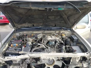 2000 Nissan Pathfinder XE with VIN JN8AR07S0YW417987, listed as a IAAI auction lot 41883473 with 223,721 mi miles. Bid and sale history available at carsss.com. Image 10.