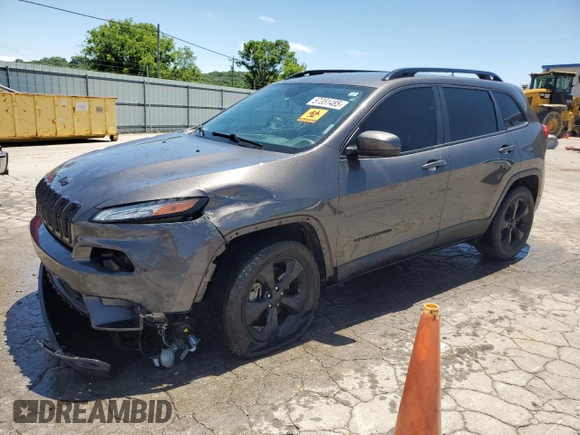 2018 Jeep Cherokee Latitude z VIN 1C4PJMCB7JD509688, wystawiony jako Copart lot #57351485 z przebiegiem 223 464 mil mil oraz Szkoda całkowita • Salvage title. Historia ofert i sprzedaży dostępna na DreamBid. Obrazek 1.