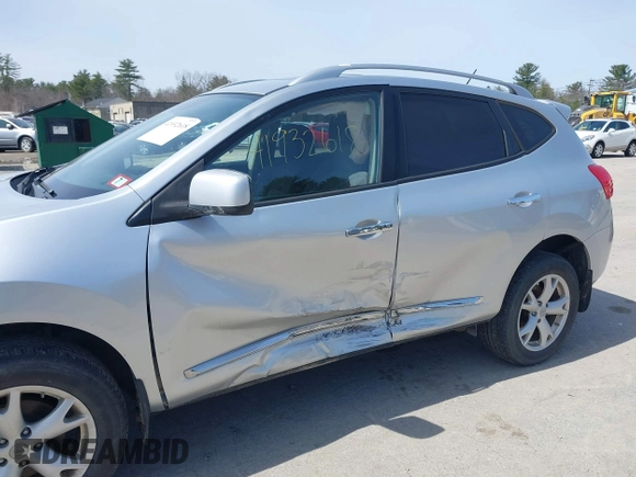 2011 Nissan Rogue SV z VIN JN8AS5MV1BW682862, wystawiony jako IAAI lot #41932618 z przebiegiem 106 558 mil mil oraz . Historia ofert i sprzedaży dostępna na DreamBid. Obrazek 6.
