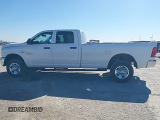 2015 Ram 2500 Tradesman с VIN 3C6UR5HL8FG670037, выставлен на аукционе IAAI как лот 41410963 с пробегом 309 304 миль миль и . История ставок и продаж доступна на DreamBid. Изображение 14.