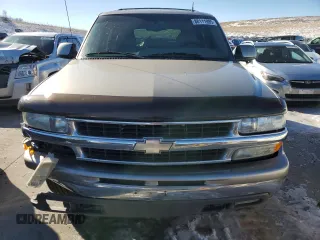 2002 Chevrolet Tahoe Z71 with VIN 1GNEK13Z32R199762, listed as a Copart auction lot 88111095 with 152,509 mi miles and Salvage Title. Bid and sale history available at carsss.com. Image 5.