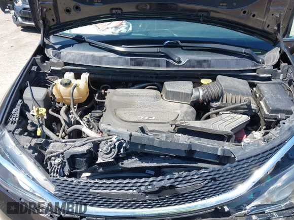 2017 Chrysler Pacifica Touring L with VIN 2C4RC1BG0HR747551, listed as a IAAI auction lot 42139664 with 120,057 mi miles and . Bid and sale history available at DreamBid. Image 10.