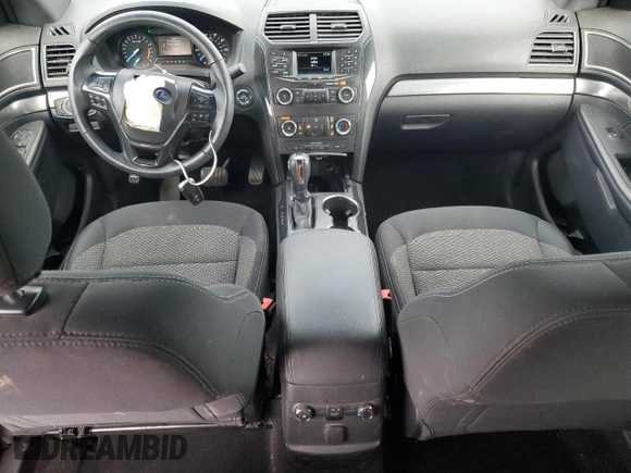 2019 Ford Explorer XLT z VIN 1FM5K8D8XKGA08921, wystawiony jako Copart lot #61784075 z przebiegiem 113 954 mil mil oraz Szkoda całkowita • Salvage title. Historia ofert i sprzedaży dostępna na DreamBid. Obrazek 8.