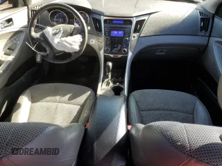 2012 Hyundai Sonata Limited z VIN 5NPEC4AC1CH448235, wystawiony jako Copart lot #88016635 z przebiegiem 160 249 mil mil oraz Szkoda całkowita • Salvage title. Historia ofert i sprzedaży dostępna na DreamBid. Obrazek 8.