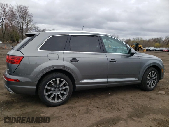 2017 Audi Q7 Premium Plus with VIN WA1LAAF72HD049851, listed as a Copart auction lot 53026175 with 100,601 mi miles and Salvage Title. Bid and sale history available at carsss.com. Image 3.