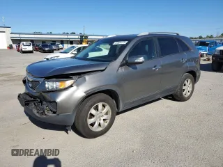 2013 Kia Sorento LX with VIN 5XYKT4A25DG348643, listed as a Copart auction lot 47824175 with 149,964 mi miles and Salvage Title. Bid and sale history available at carsss.com. Image 1.