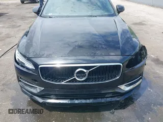 2018 Volvo S90 Momentum z VIN LVY982AKXJP032631, wystawiony jako IAAI lot #42204902 z przebiegiem 178 192 mil mil oraz . Historia ofert i sprzedaży dostępna na DreamBid. Obrazek 12.
