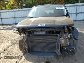 2017 Jeep Renegade Sport with VIN ZACCJBAB7HPF38948, listed as a Copart auction lot 71462884 with 151,408 mi miles and Salvage Title. Bid and sale history available at carsss.com. Image 5.