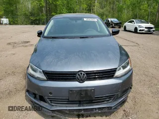 2013 Volkswagen Jetta S z VIN 3VW2K7AJXDM405009, wystawiony jako Copart lot #58663835 z przebiegiem 183 369 mil mil oraz Czysty tytuł • Clean title. Historia ofert i sprzedaży dostępna na DreamBid. Obrazek 5.