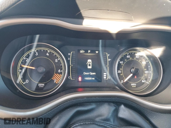 2014 Jeep Cherokee Altitude with VIN 1C4PJMCB2EW140863, listed as a Copart auction lot 48230875 with 102,220 mi miles and Clean Title. Bid and sale history available at DreamBid. Image 9.