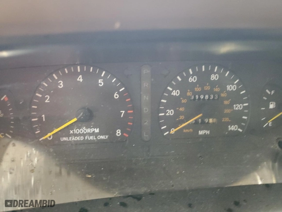 1995 Toyota Avalon XL w/Bench Seat with VIN 4T1GB10E1SU059270, listed as a Copart auction lot 70046984 with 319,833 mi miles and Salvage Title. Bid and sale history available at carsss.com. Image 9.