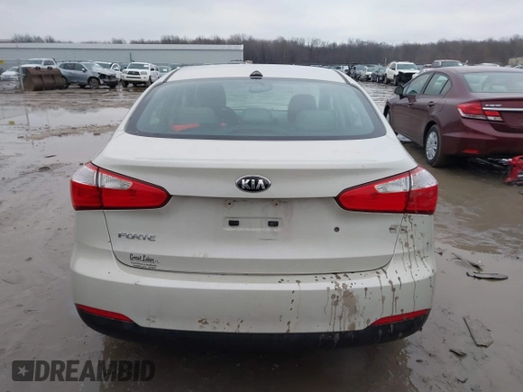 2015 Kia Forte LX with VIN KNAFK4A66F5291465, listed as a IAAI auction lot 41515671 with 102,032 mi miles. Bid and sale history available at carsss.com. Image 16.