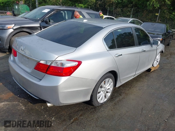 2013 Honda Accord Sdn EX-L with VIN 1HGCR2F85DA146312, listed as a IAAI auction lot 42077487 with 190,344 mi miles. Bid and sale history available at carsss.com. Image 4.