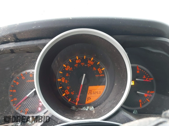 2011 Toyota 4Runner Trail z VIN JTEBU5JR0B5040278, wystawiony jako IAAI lot #42210447 z przebiegiem 263 253 mil mil oraz . Historia ofert i sprzedaży dostępna na DreamBid. Obrazek 7.