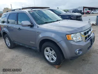 2008 Ford Escape Hybrid with VIN 1FMCU59HX8KB35313, listed as a IAAI auction lot 41883595 with 103,846 mi miles. Bid and sale history available at carsss.com. Image 1.