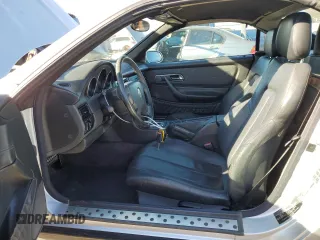 2000 Mercedes-Benz SLK-Class Kompressor with VIN WDBKK47F2YF150980, listed as a Copart auction lot 77537264 with 82,206 mi miles and Salvage Title. Bid and sale history available at carsss.com. Image 7.