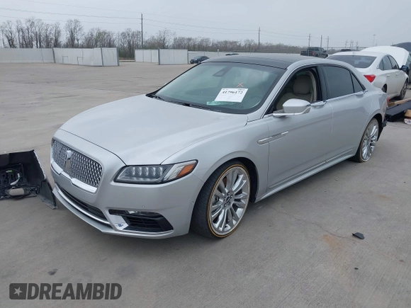 2017 Lincoln Continental Reserve with VIN 1LN6L9RP4H5624027, listed as a IAAI auction lot 41796172 with 33,100 mi miles. Bid and sale history available at carsss.com. Image 18.
