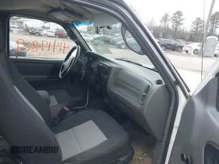 2005 Ford Ranger XL with VIN 1FTZR15E95PA54029, listed as a IAAI auction lot 41417869 with 211,193 mi miles. Bid and sale history available at carsss.com. Image 5.
