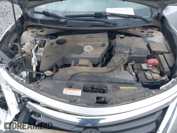 2015 Nissan Altima 2.5 SV with VIN 1N4AL3AP5FC267088, listed as a IAAI auction lot 41914200 with 154,518 mi miles. Bid and sale history available at carsss.com. Image 10.