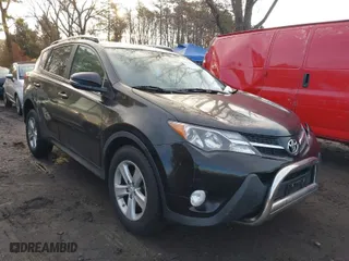 2013 Toyota RAV4 XLE with VIN 2T3RFREV1DW030205, listed as a IAAI auction lot 41470204 with 97,087 mi miles. Bid and sale history available at carsss.com. Image 1.