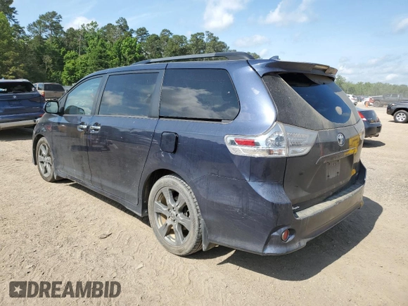 2020 Toyota Sienna SE with VIN 5TDXZ3DC9LS072925, listed as a Copart auction lot 56758795 with 55,593 mi miles and Salvage title. Bid and sale history available at DreamBid. Image 2.