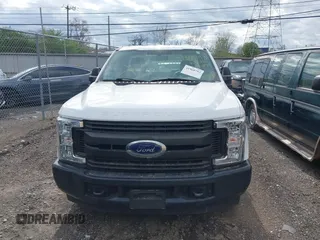2019 Ford Super Duty F-250 SRW XL with VIN 1FDBF2A67KED43119, listed as a IAAI auction lot 41960793 with 78,028 mi miles. Bid and sale history available at carsss.com. Image 12.