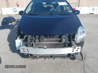 2015 Toyota Prius Four with VIN JTDKN3DU0F0473415, listed as a IAAI auction lot 42008750 with 87,760 mi miles. Bid and sale history available at carsss.com. Image 6.