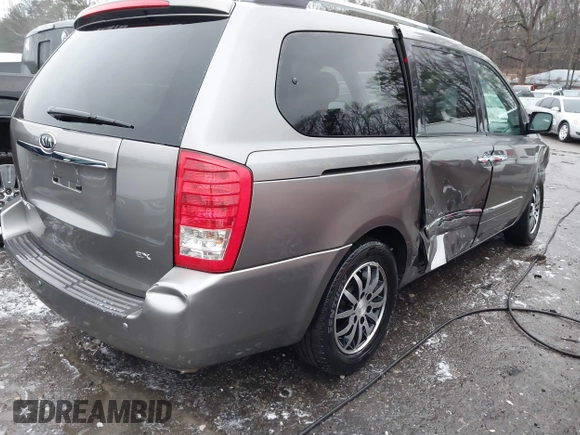 2011 Kia Sedona EX with VIN KNDMH4C71B6396661, listed as a IAAI auction lot 41412771 with 175,192 mi miles. Bid and sale history available at carsss.com. Image 4.