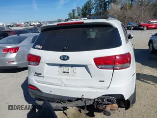 2016 Kia Sorento LX with VIN 5XYPG4A39GG062754, listed as a IAAI auction lot 41689839 with 180,165 mi miles. Bid and sale history available at carsss.com. Image 16.