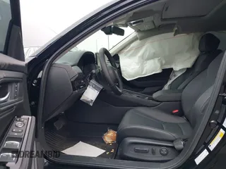2025 Honda Accord Touring with VIN 1HGCY2F82SA033286, listed as a IAAI auction lot 42110972 with 773 mi miles and . Bid and sale history available at DreamBid. Image 5.