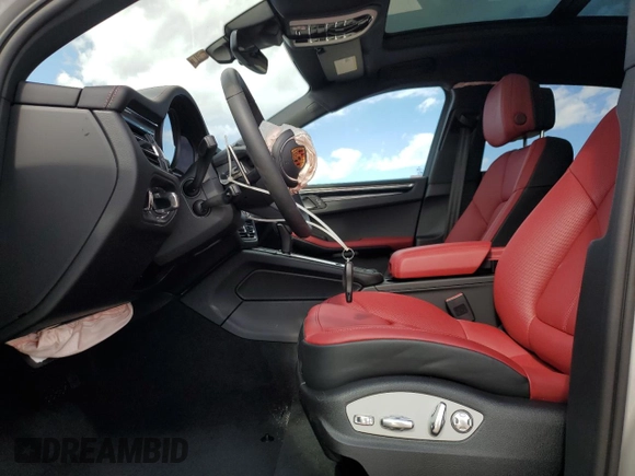 2025 Porsche Macan z VIN WP1AA2A50SLB05161, wystawiony jako Copart lot #88736785 z przebiegiem 529 mil mil oraz Szkoda całkowita • Salvage title. Historia ofert i sprzedaży dostępna na DreamBid. Obrazek 7.