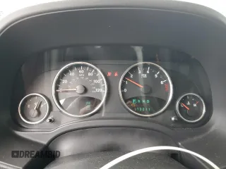 2009 Jeep Patriot Limited with VIN 1J4FT48B79D120490, listed as a Copart auction lot 55071885 with 173,311 mi miles and Salvage title. Bid and sale history available at DreamBid. Image 9.