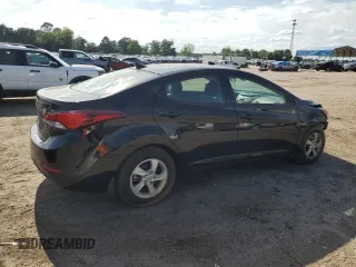2015 Hyundai Elantra SE z VIN 5NPDH4AE5FH610483, wystawiony jako Copart lot #56893235 z przebiegiem 122 392 mil mil oraz Tytuł czysty. Historia ofert i sprzedaży dostępna na DreamBid. Obrazek 3.