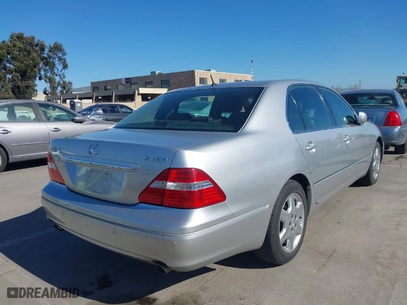2004 Lexus LS 430 with VIN JTHBN36F640151601, listed as a IAAI auction lot 41685814 with NaN miles. Bid and sale history available at carsss.com. Image 4.