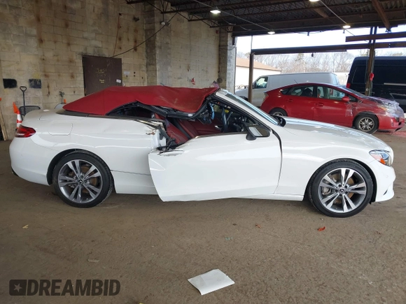 2022 Mercedes-Benz C 300 with VIN W1KWK8EB6NG112674, listed as a IAAI auction lot 41773696 with 26,242 mi miles and . Bid and sale history available at DreamBid. Image 14.