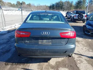 2014 Audi A6 Premium Plus z VIN WAUFGAFC2EN031240, wystawiony jako IAAI lot #41475791 z przebiegiem 68 156 mil mil oraz . Historia ofert i sprzedaży dostępna na DreamBid. Obrazek 17.