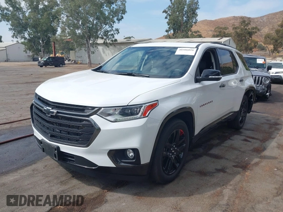 2021 Chevrolet Traverse Premier with VIN 1GNEVKKW1MJ260435, listed as a IAAI auction lot 40506016 with 35,835 mi miles. Bid and sale history available at carsss.com. Image 2.