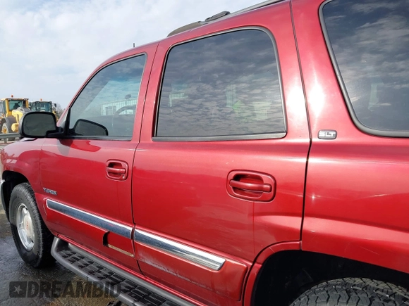 2003 GMC Yukon SLT with VIN 1GKEK13Z73R199374, listed as a IAAI auction lot 41840225 with 230,235 mi miles. Bid and sale history available at carsss.com. Image 14.