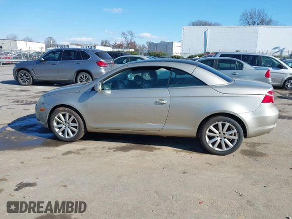 2007 Volkswagen Eos 2.0T with VIN WVWDA71F97V027690, listed as a IAAI auction lot 41625068 with 150,876 mi miles and . Bid and sale history available at DreamBid. Image 14.