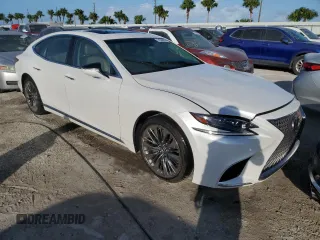 2020 Lexus LS with VIN JTHD51FF4L5012839, listed as a Copart auction lot 74348624 with 0 mi miles and Non Repairable. Bid and sale history available at carsss.com. Image 4.