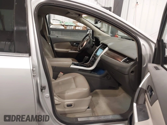 2011 Ford Edge Limited with VIN 2FMDK3KC4BBA27848, listed as a IAAI auction lot 41684720 with 111,495 mi miles. Bid and sale history available at carsss.com. Image 5.